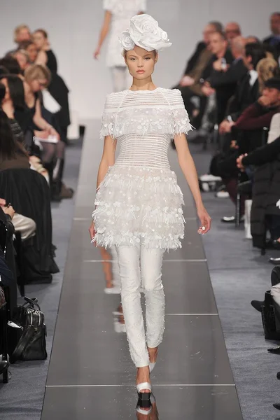 Look 43